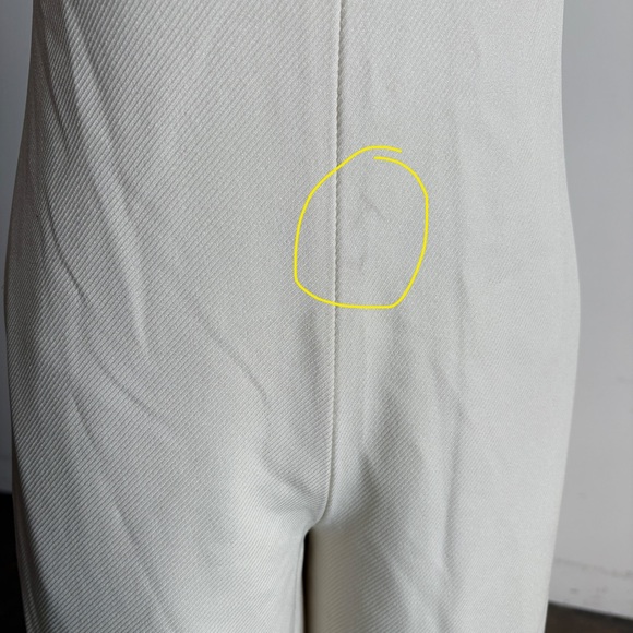 NWOT BCBGMaxAzria Strapless Wide Leg Jumpsuit in Cream Sz 2 - Picture 10 of 12